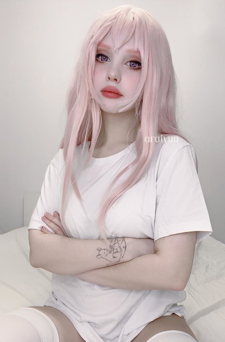 Alice Marshmellow beautiful model img