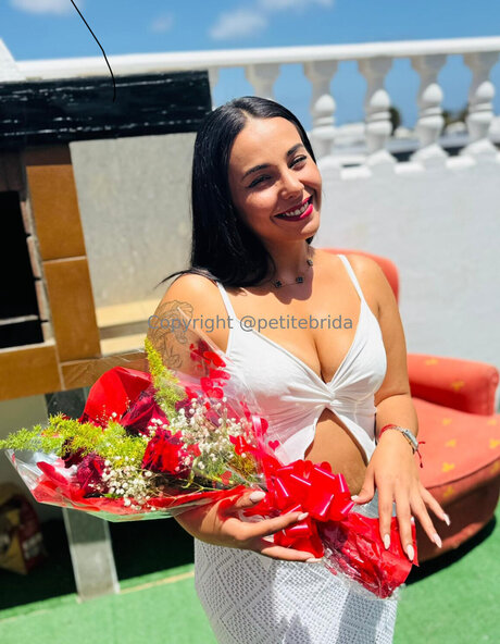 Freepetitebrida exclusive model pictures