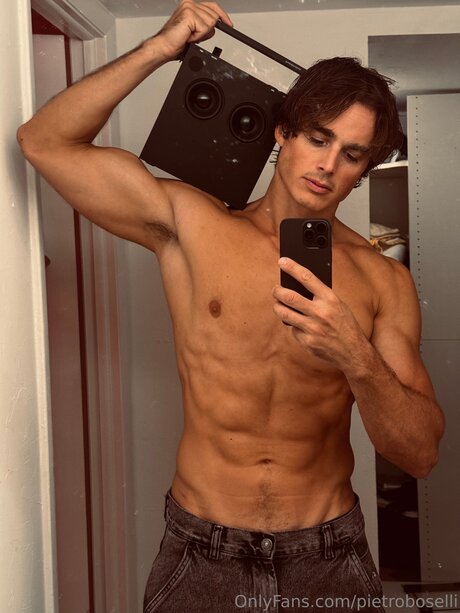 Pietroboselli pretty model img