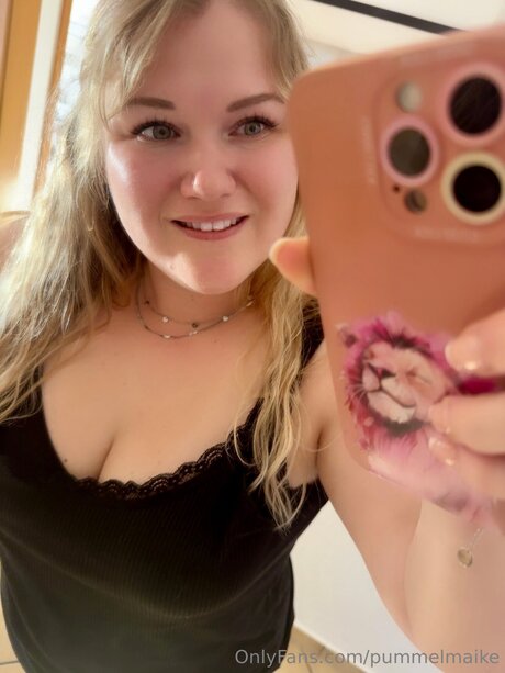 Pummelmaike star adult photos