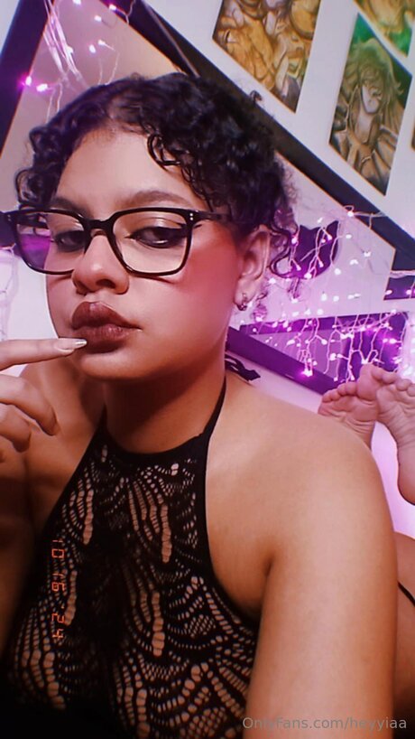 Heyyiaa top profile image