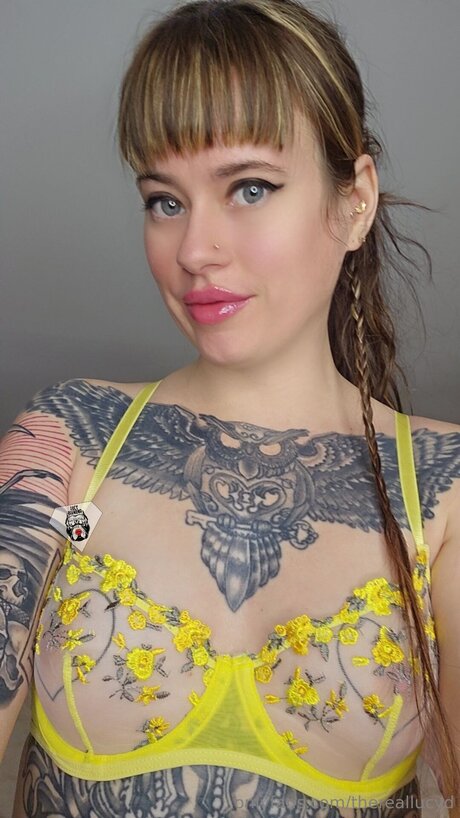 Thereallucyd hd model photos
