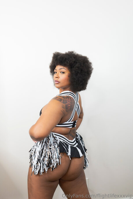 Flightlifexxxvip star pretty photo