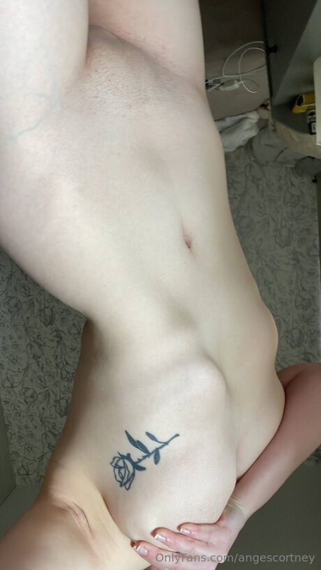 Angescortney star sex pictures