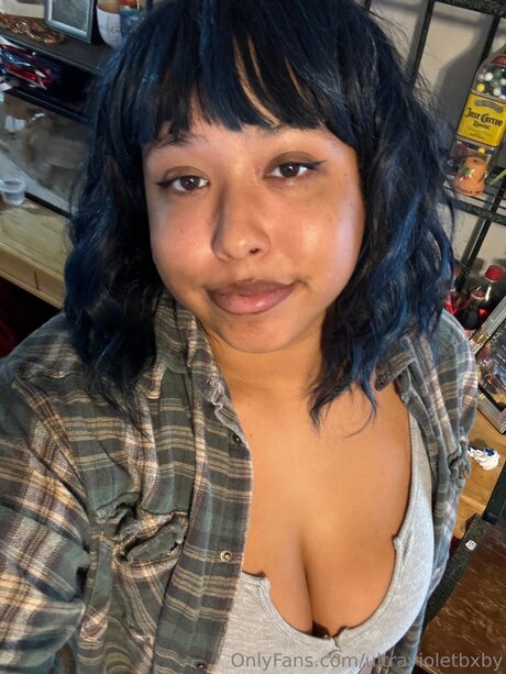 Ultravioletbxby erotic pornstar image