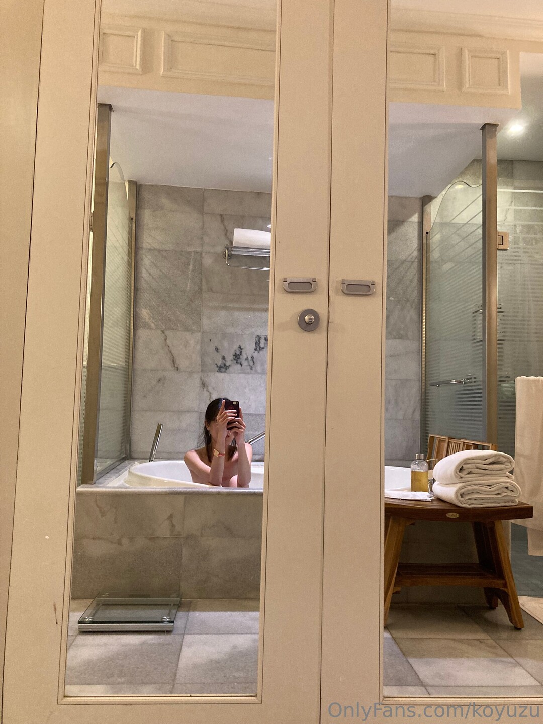 Koyuzu star erotic pics