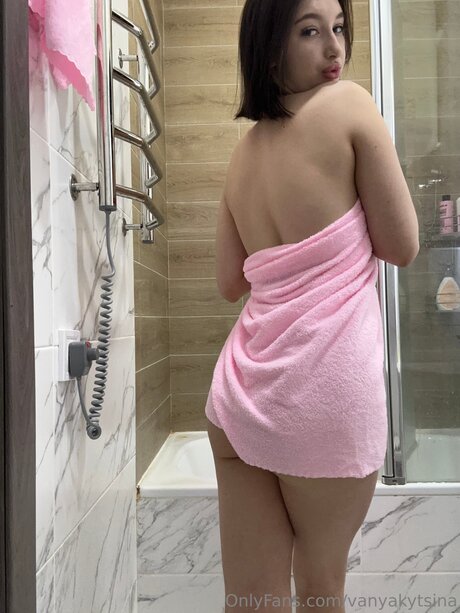 Vanyakytsina pornstar erotic archive