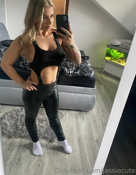 jassiecute star pornographic gallery