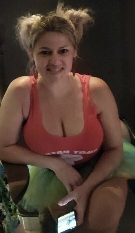 Samantics porn model pic