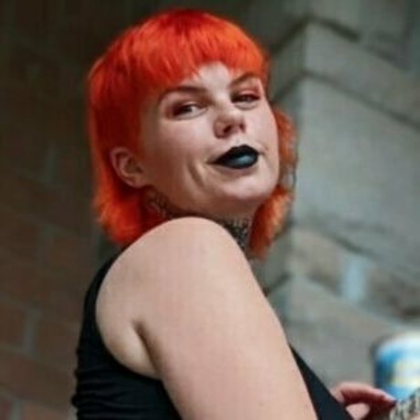 bimbotfree pretty model pics
