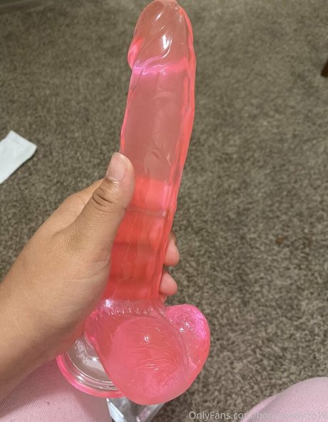bonniexclyde18 beautiful pornstar img