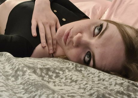 kalilaplays hot pornstar gallery