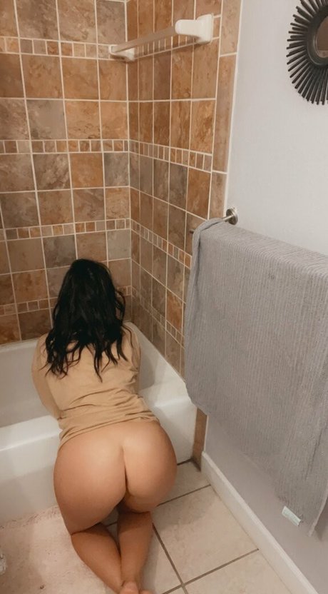 sadiedavis1187 nude pornstar image