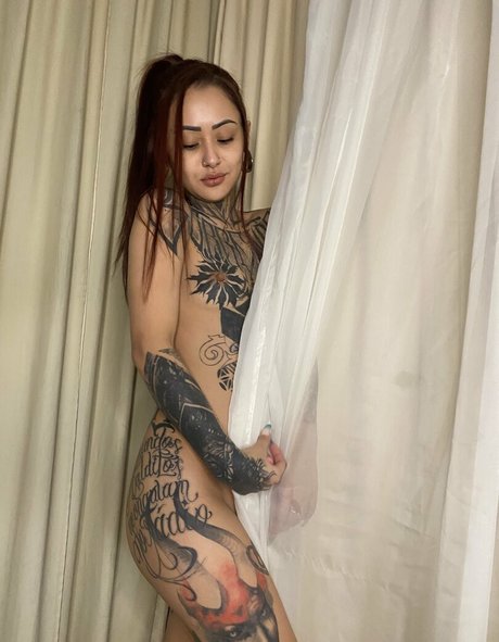 surya sparrow sexy model picture