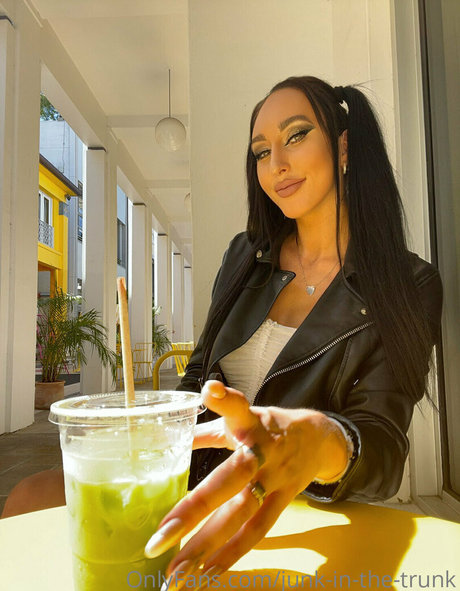 elleventures nudes star pics