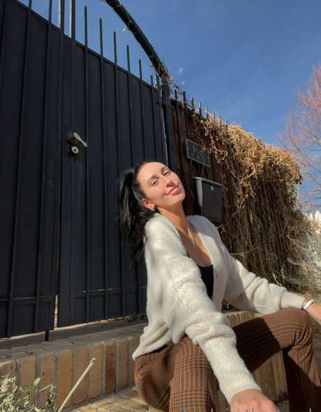 elleventures free model archive