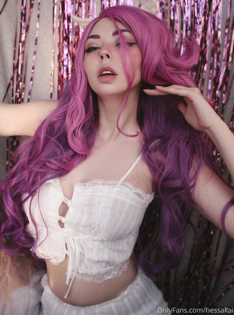 Hessakai pornstar nude photos
