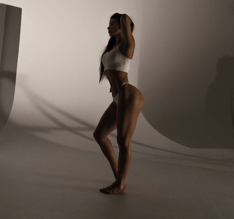 Dasha Semenova nice pornstar images
