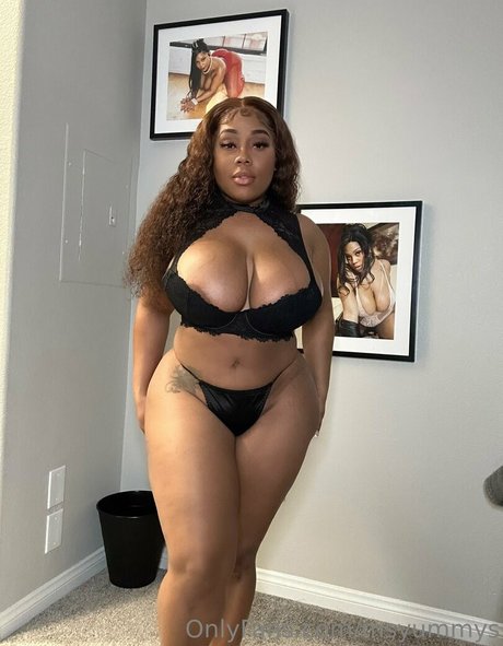 msyummys model art galleries