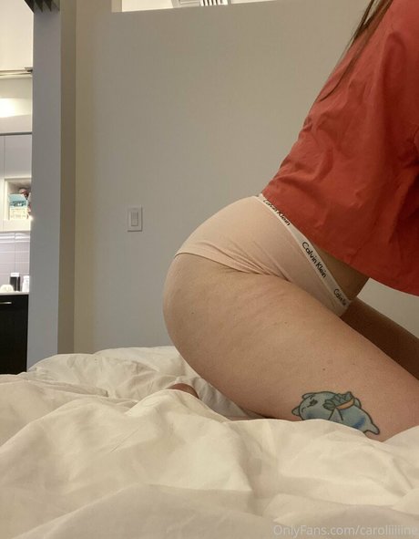 caroliiiiine pornstar pretty img