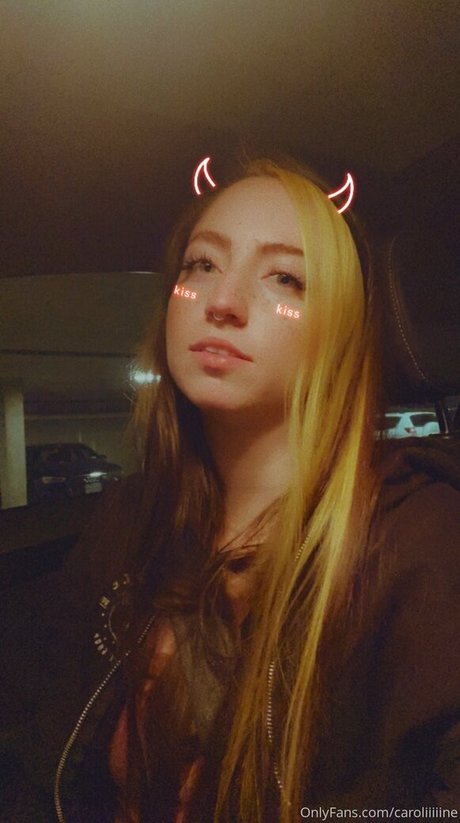 caroliiiiine free star pic