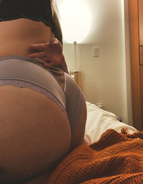 caroliiiiine pornstar beautiful pictures