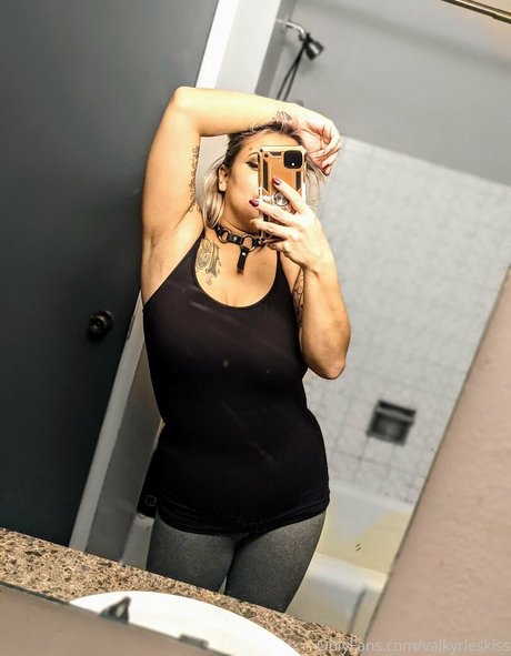 valkyrieskiss exclusive actress img