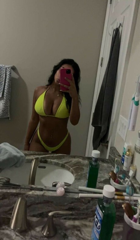 Emma Petisco xxx actress image
