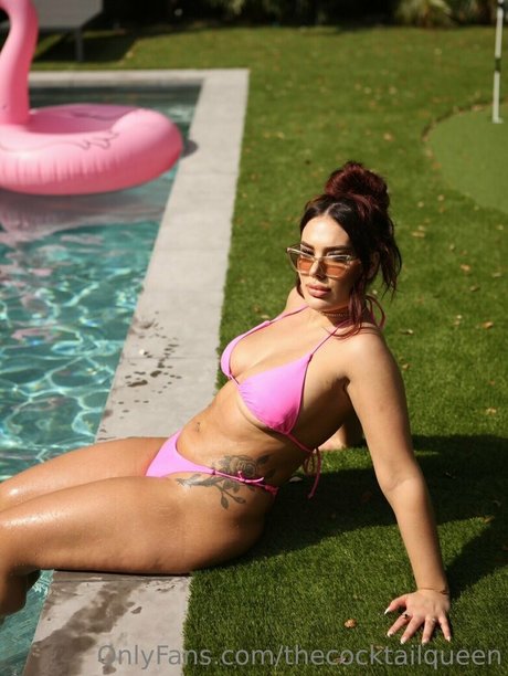 thecocktailqueen adult star galleries