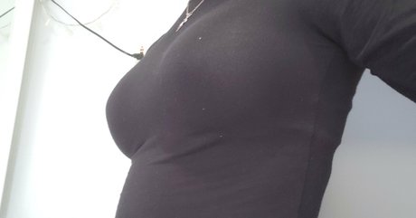 gothravemom sexy star image