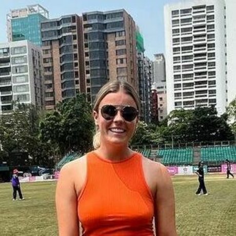 Alex Hartley Cricket top profile image