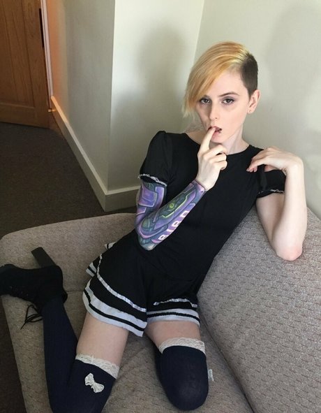 trincyboid pretty model gallery