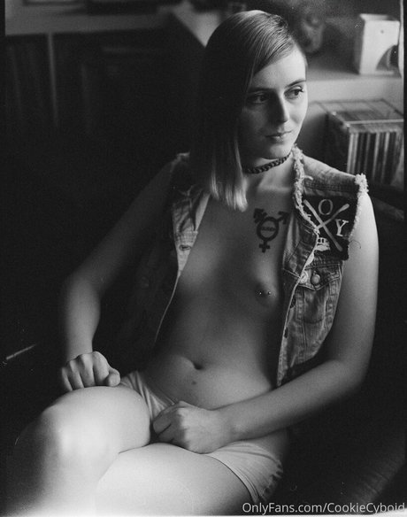 trincyboid model exclusive pictures
