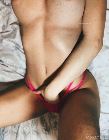 RadiantJules pornstar erotic image