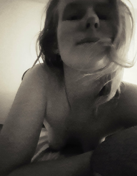 givetesslove star pornographic photos