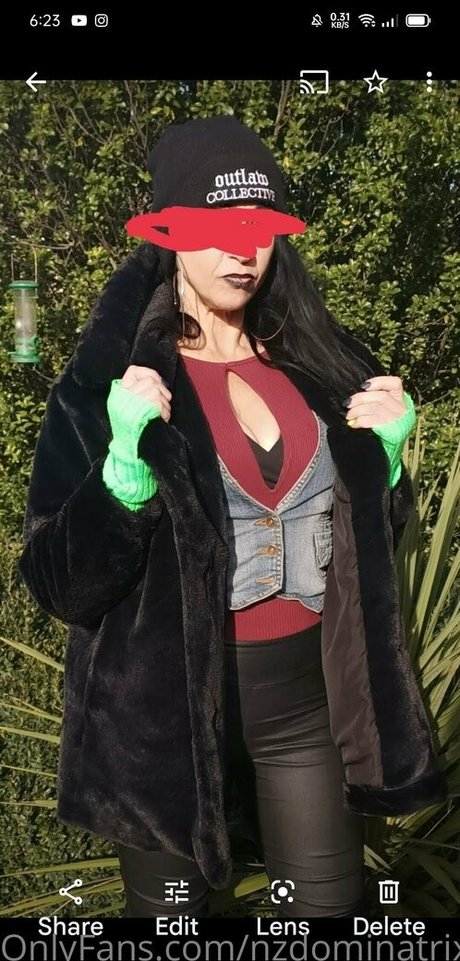 nzdominatrix naked actress gallery