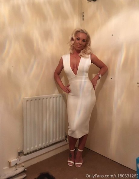 britishbethany star sexy image