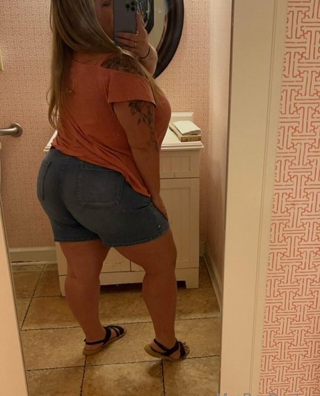 milf young onlyfans free sex pic