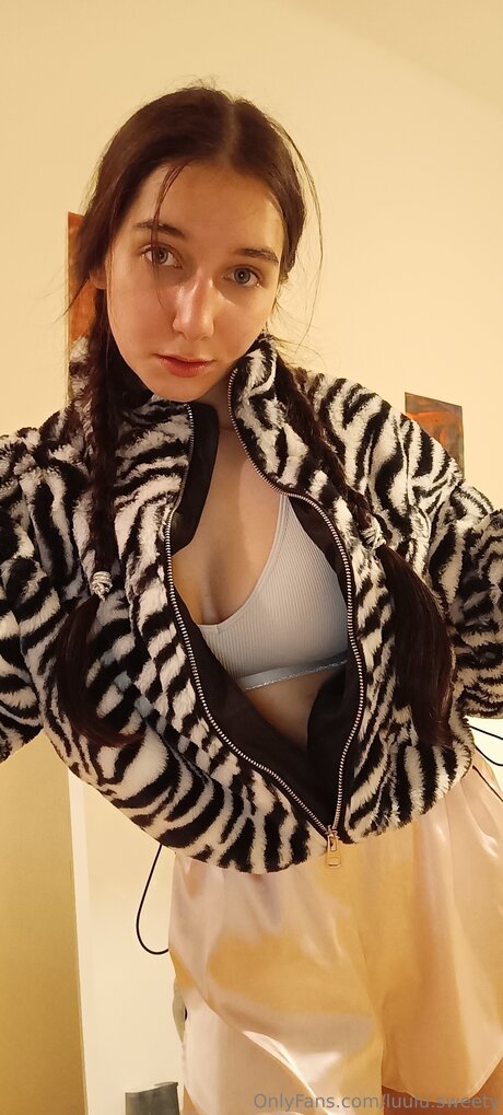 Luulu Sweety pornstar sexy photo