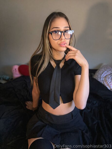 schoolgirl onlyfans erotic pic