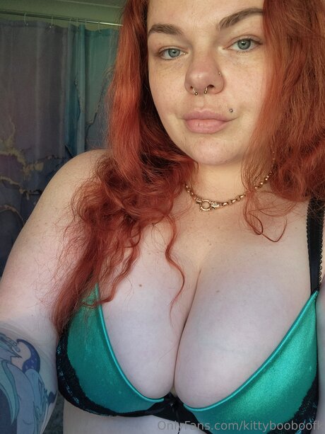 Kittybooboofk top profile image