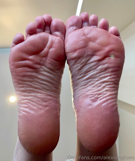 skinny petite onlyfans sexy images