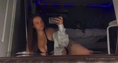 Jojoroseee beautiful pornstar images