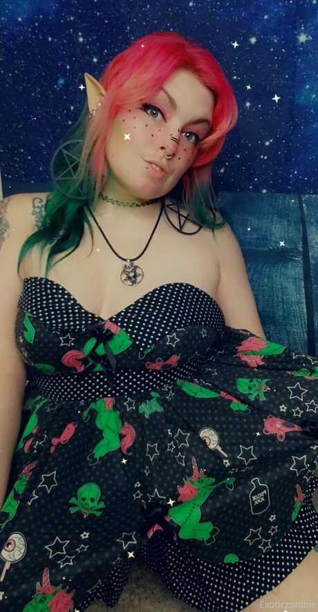 Exoticzombiefree xxx model photo