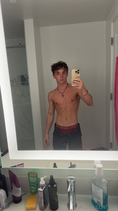 Itsjacob2 star nice pic