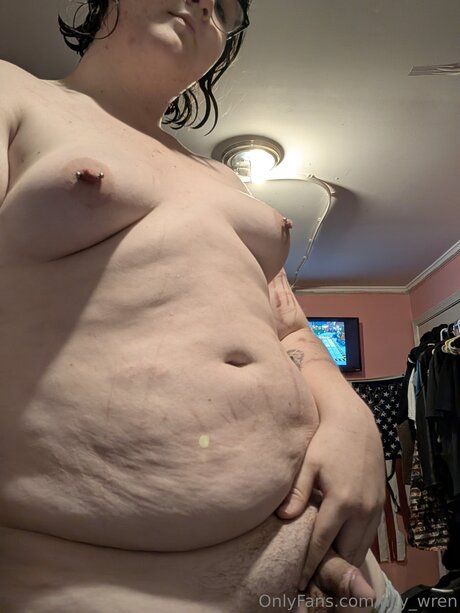 Ally Wren naked star images