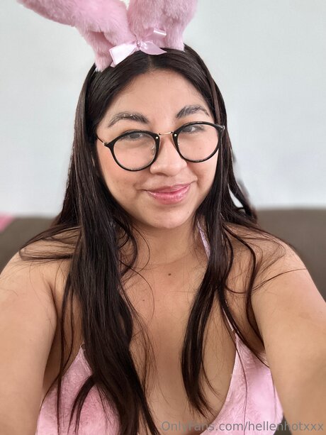 Hellenhotxxx top model pics