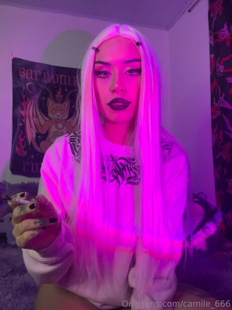 Camile 666 star top gallery