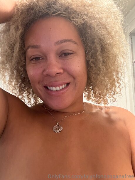 Falynfonoimoanafree pornstar hot img