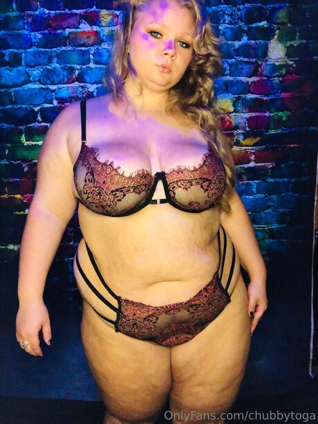 Chubbytoga nude actress photos